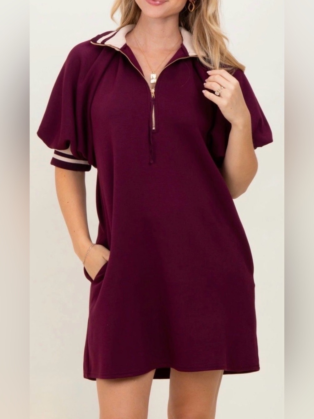 Entro Half Zip Puff Sleeve Knit
Dress Burgundy Size Small
